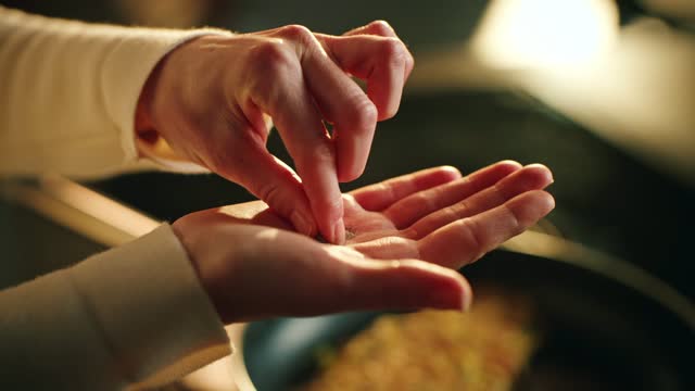 01 Purity in every day DEF 1 16x9 1080P